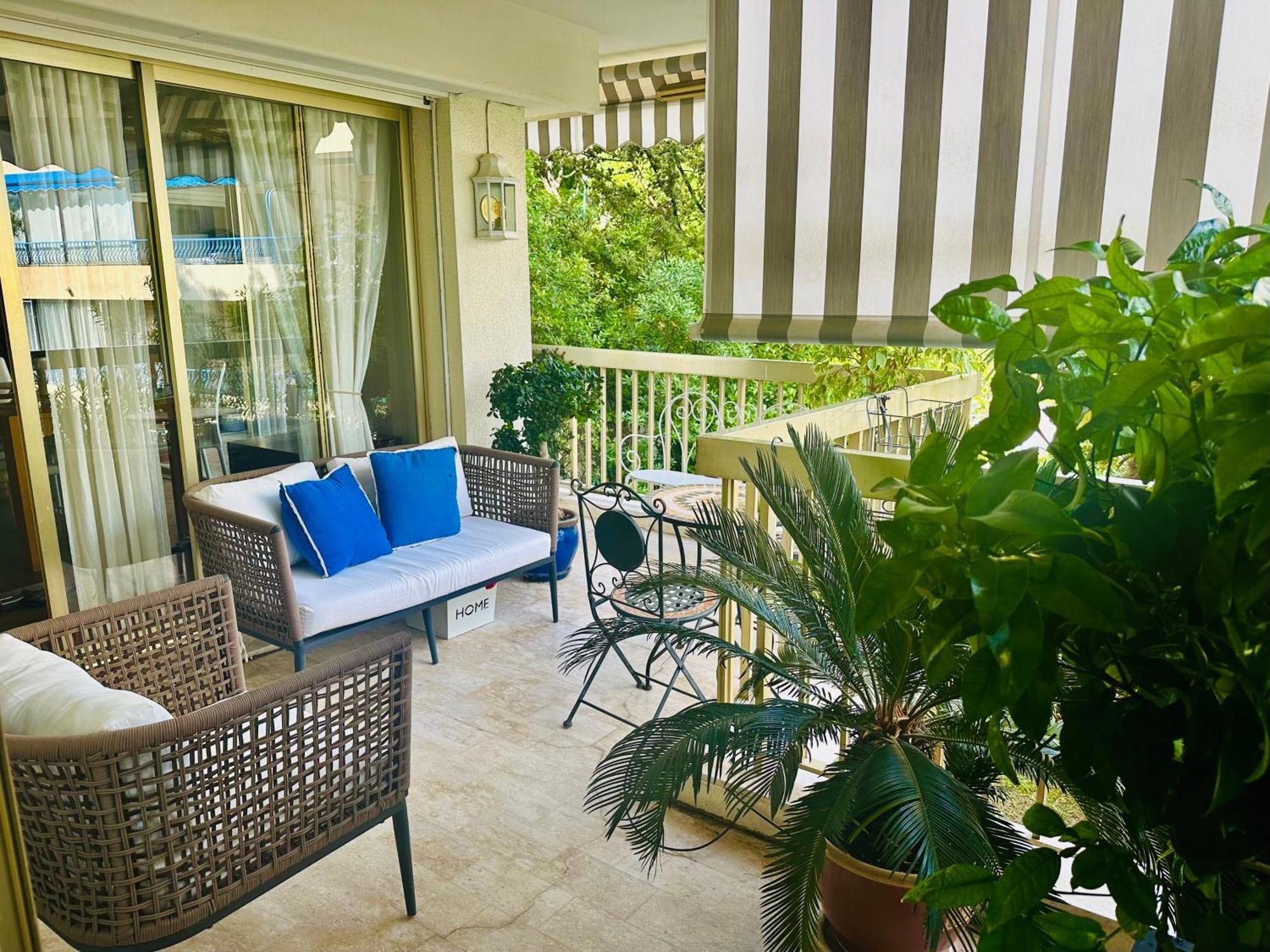 Luxury & Privacy - Entire Floor - Pool, Parking, Ac - Des Sports - Palais Des Festivals 5' *
